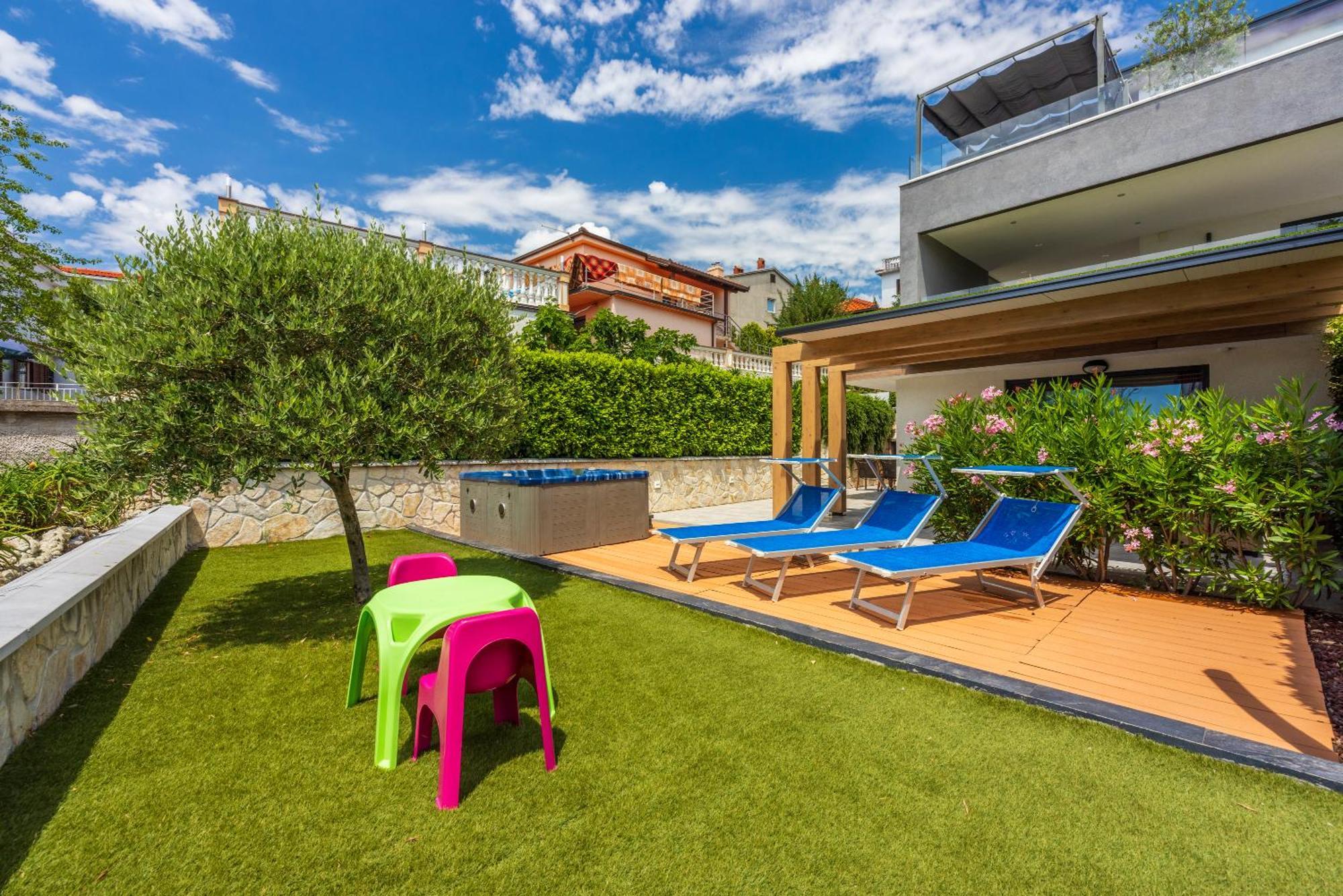 Relax Derossi 2 Apartment Crikvenica Exterior photo